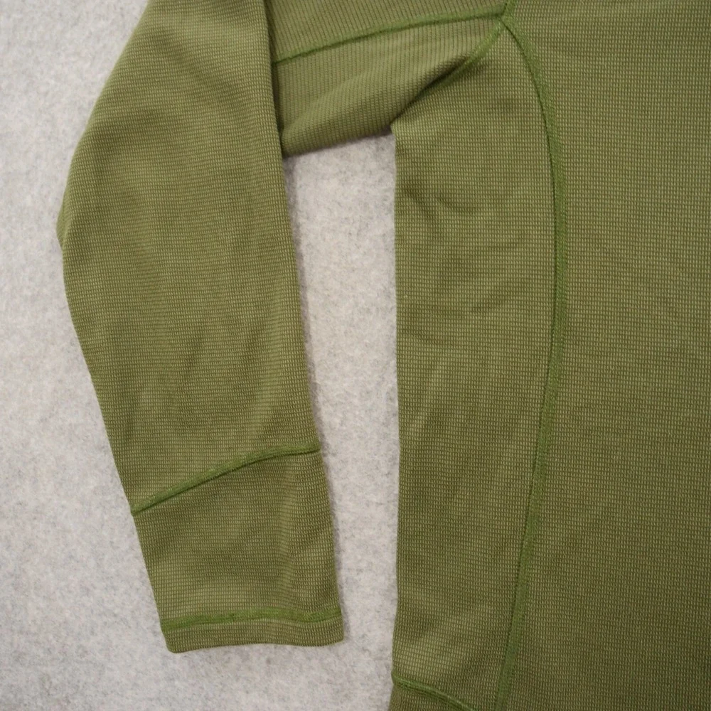 The North Face gently pre